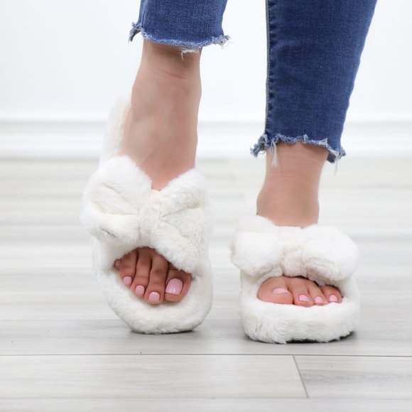 Plush Bow Tie Fuzzy Non-Slip Slipper - Picture 12 of 15